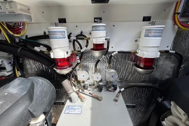 2019 Cruisers Yachts 50 