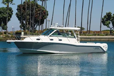 Boston Whaler 345 Conquest