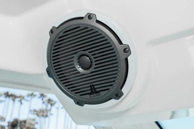 Boston Whaler 345 Conquest Yacht Photos Pics 