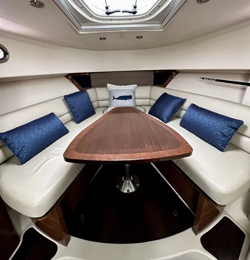 Boston Whaler 345 Conquest Yacht Photos Pics 