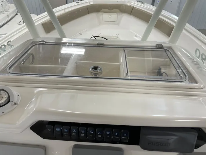  Yacht Photos Pics Helm Storage