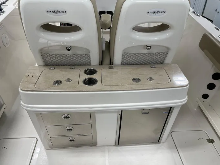  Yacht Photos Pics Cockpit