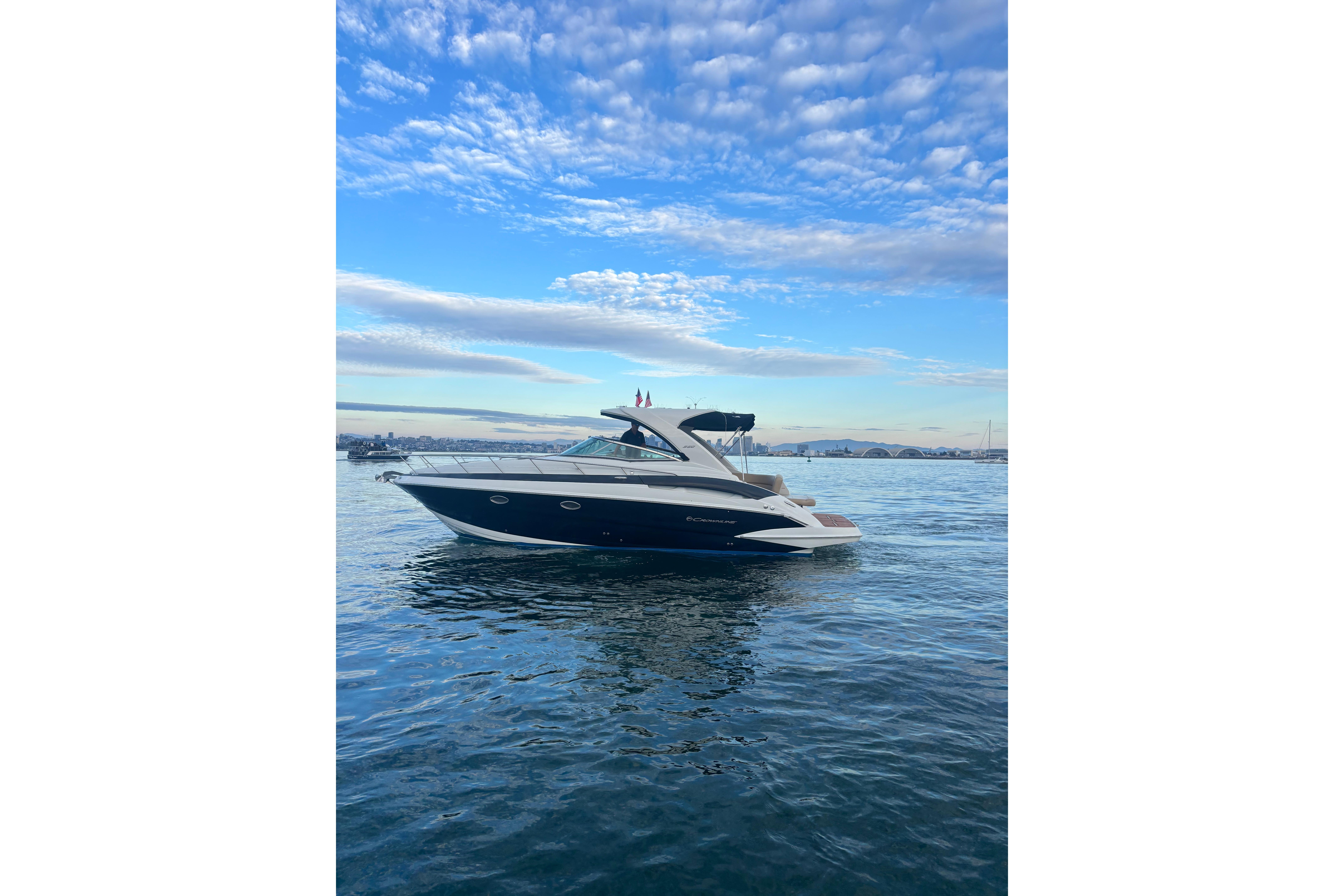 Crownline 350 SY