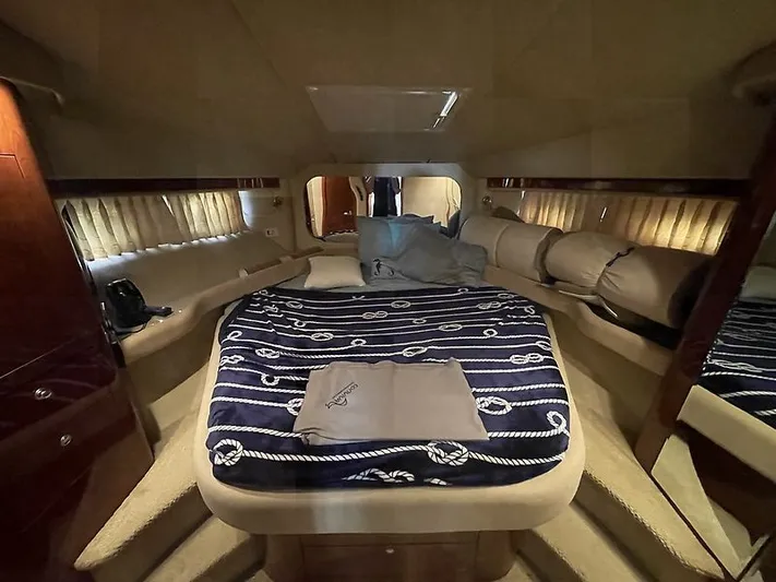 Syrenka Yacht Photos Pics 