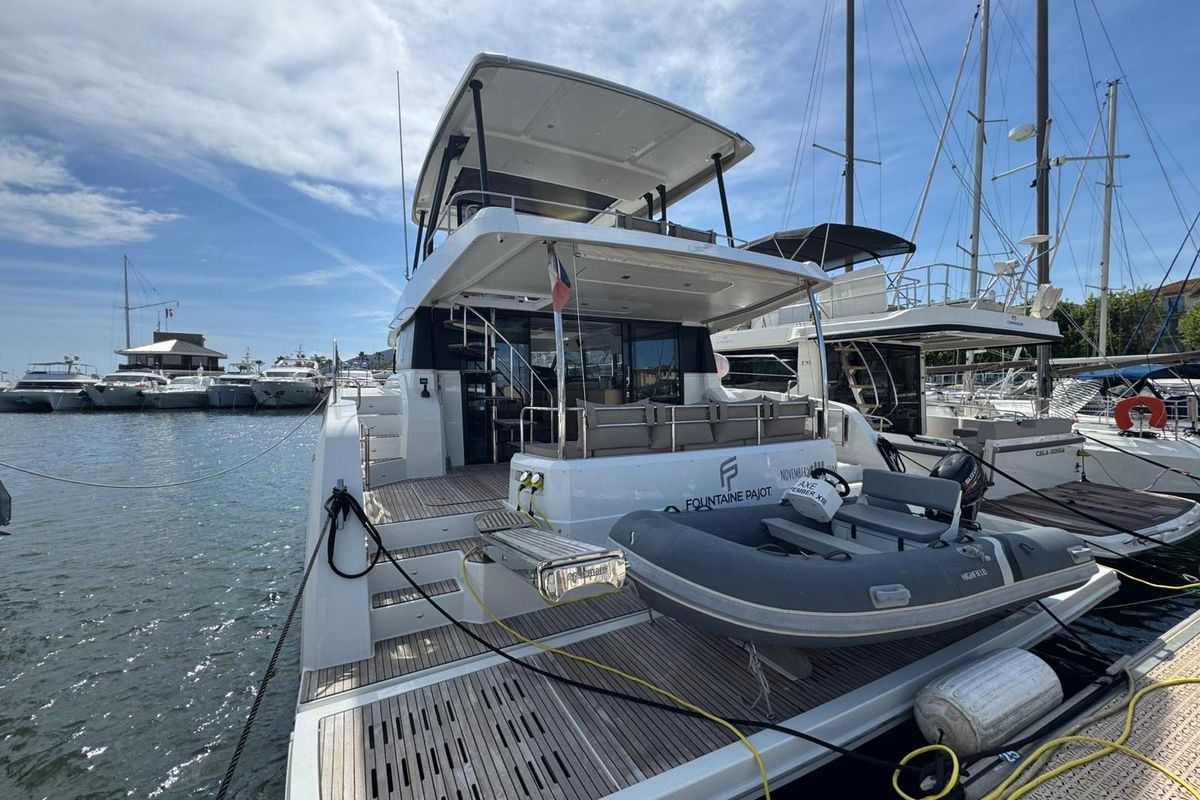 2019 Fountaine Pajot 43 