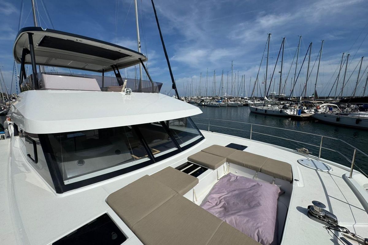 2019 Fountaine Pajot 43 