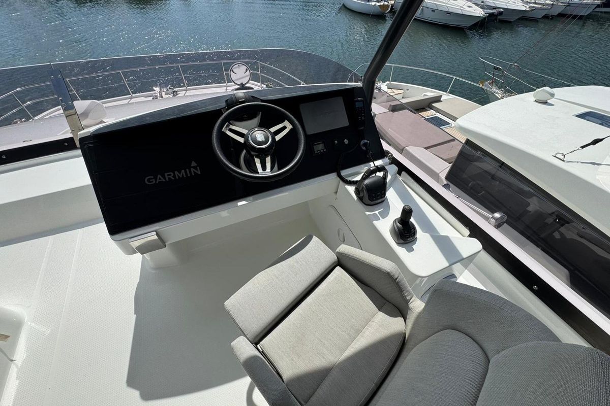 2019 Fountaine Pajot 43 