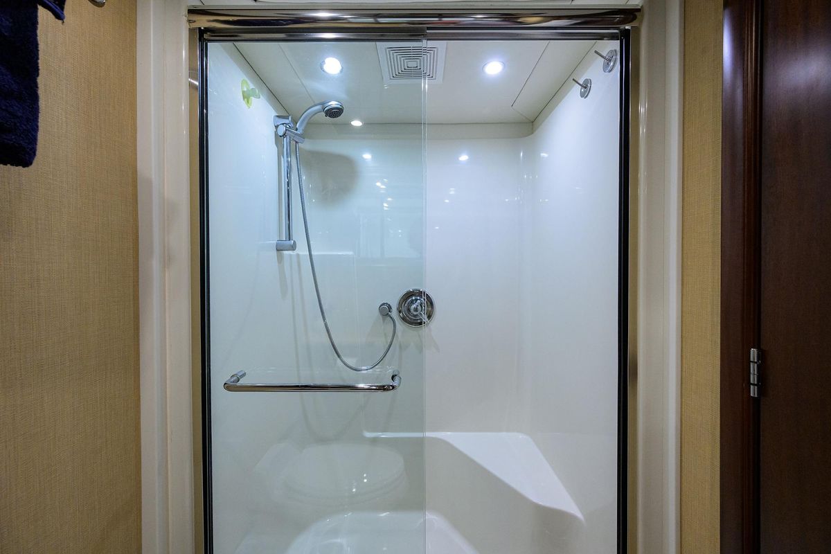 2005 Pacific Mariner 85 