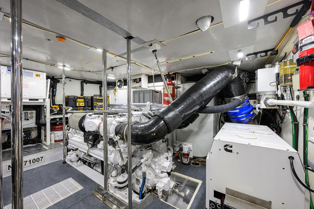 2005 Pacific Mariner 85 