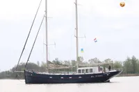 2007 Logger Schooner 22