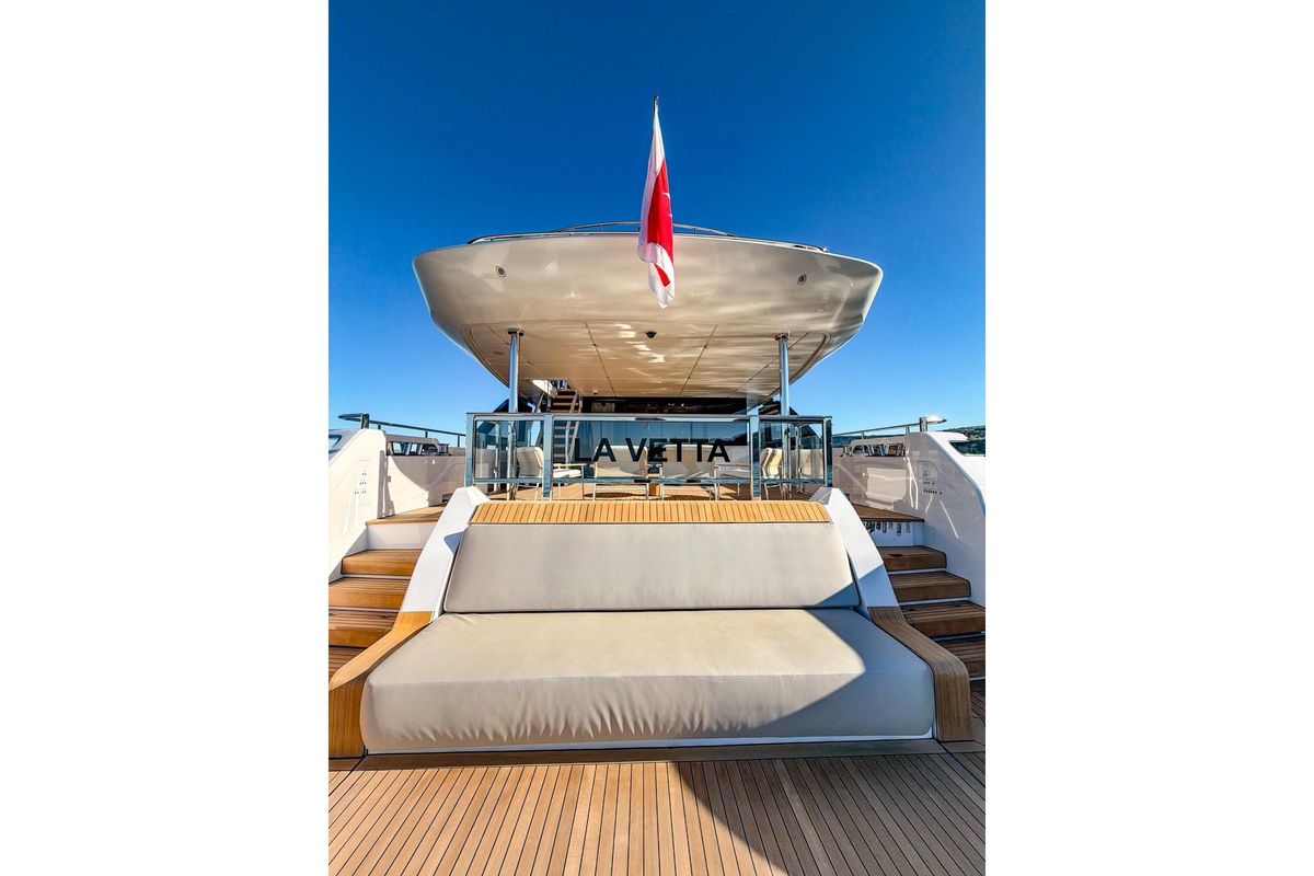 2025 Custom Line 127 