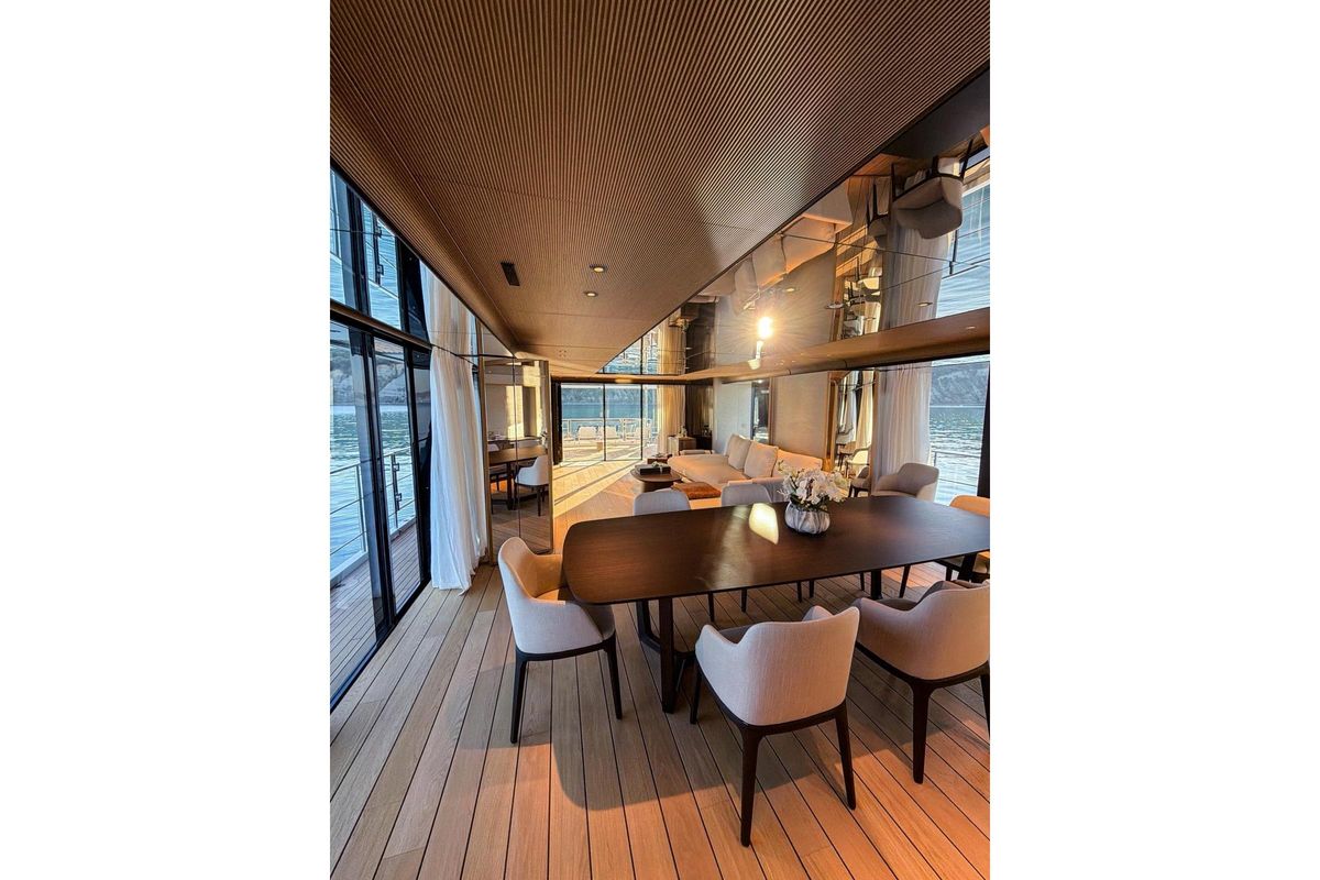 2025 Custom Line 127 