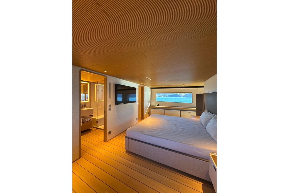 2025 Custom Line 127 