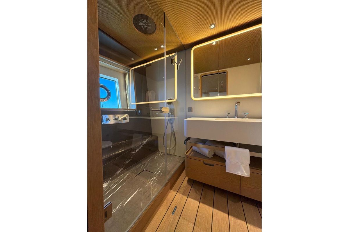 2025 Custom Line 127 