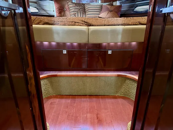 Be A Blessing II Yacht Photos Pics Luxurious interior of 2009 Sea Ray 4300 Sundancer yacht with elegant wood finish.