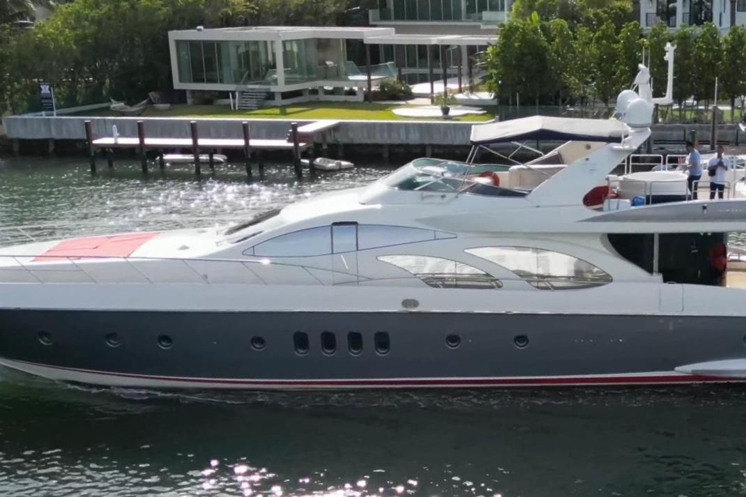 2004 Azimut 98 