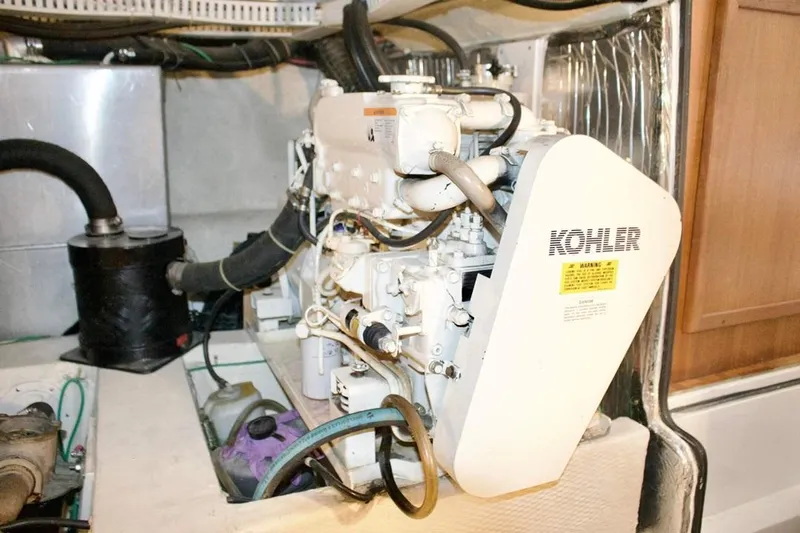  Yacht Photos Pics 10.5 KW Generator