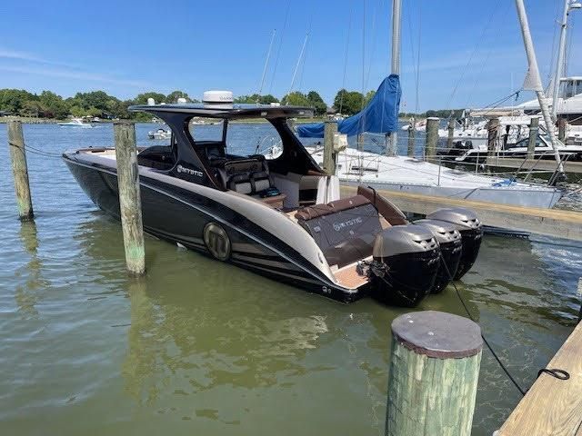 2016 Mystic Powerboats 42 