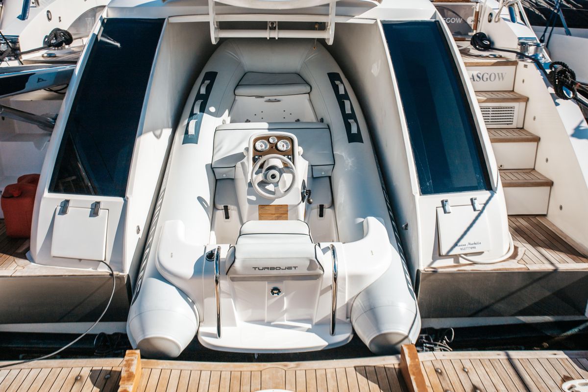 2009 Lazzara 76 