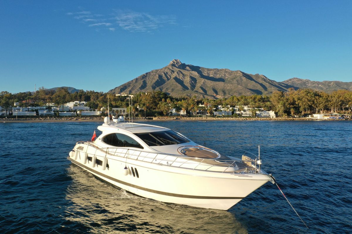 2009 Lazzara 76 