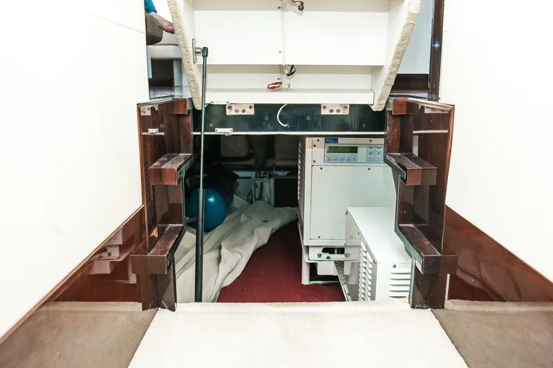 Carbon Copy V Yacht Photos Pics Storage