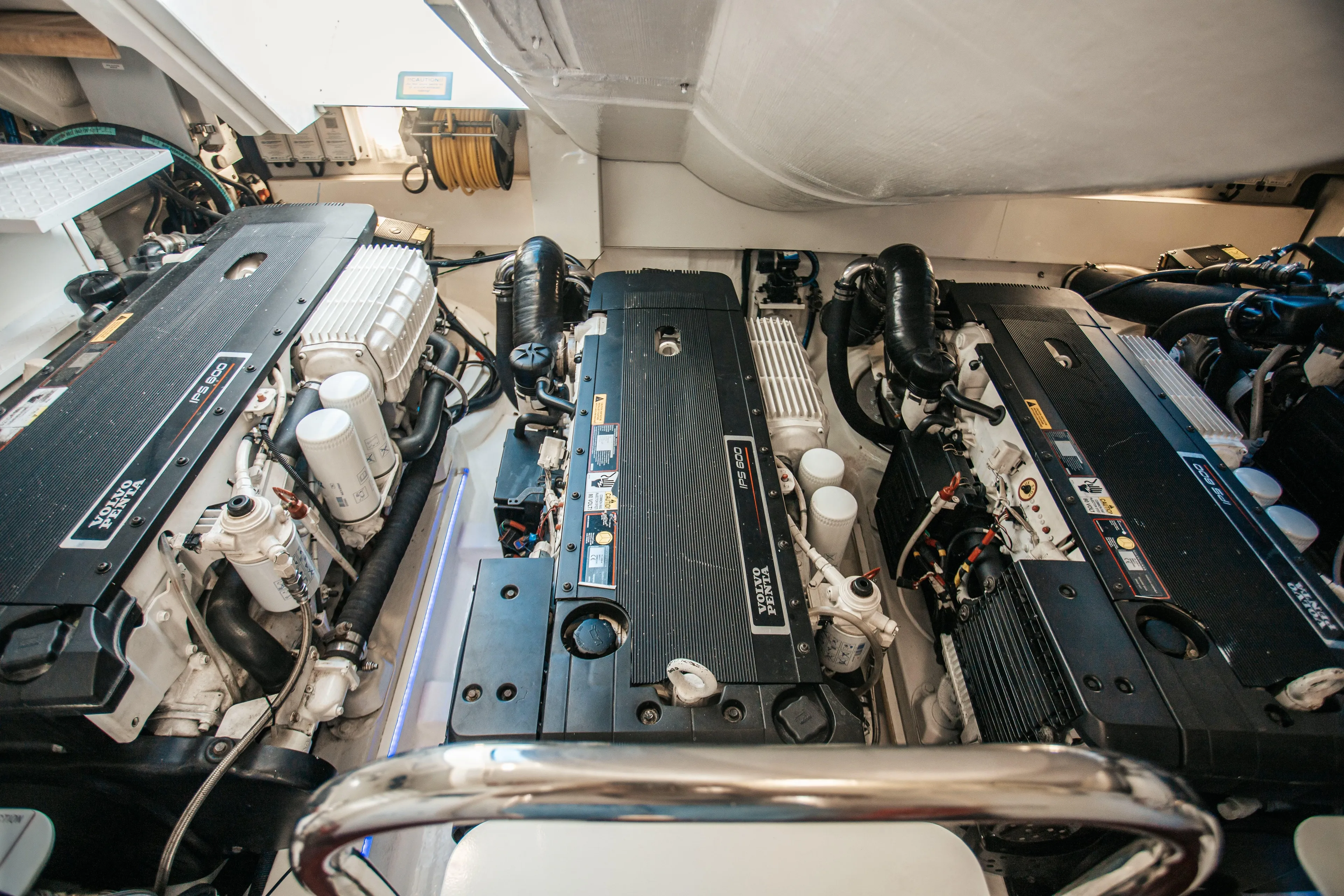 Carbon Copy V Yacht Photos Pics Engines