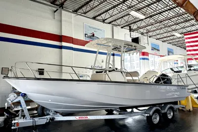 Boston Whaler 210 Montauk