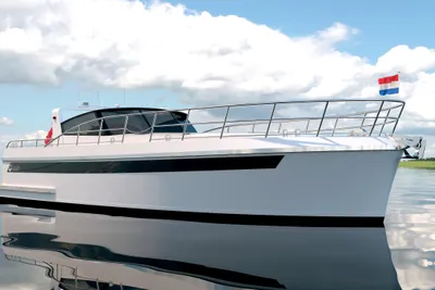 2025 Vri-Jon Contessa 42 Cabrio