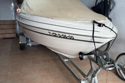 2000 Monterey 180 MONTURA BOWRIDER