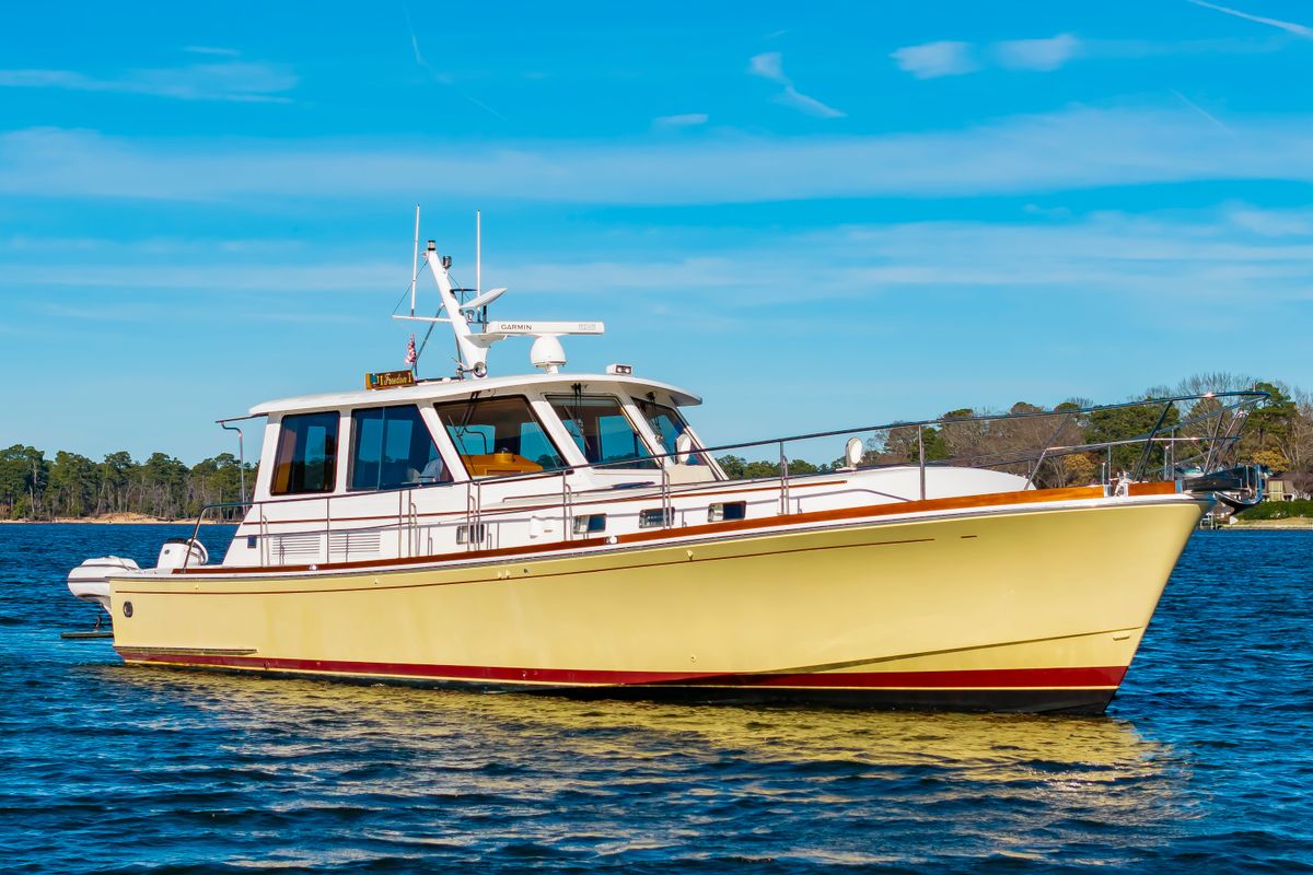 2005 Grand Banks 49 