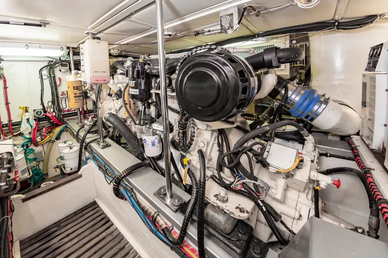 I Freedom I Yacht Photos Pics 