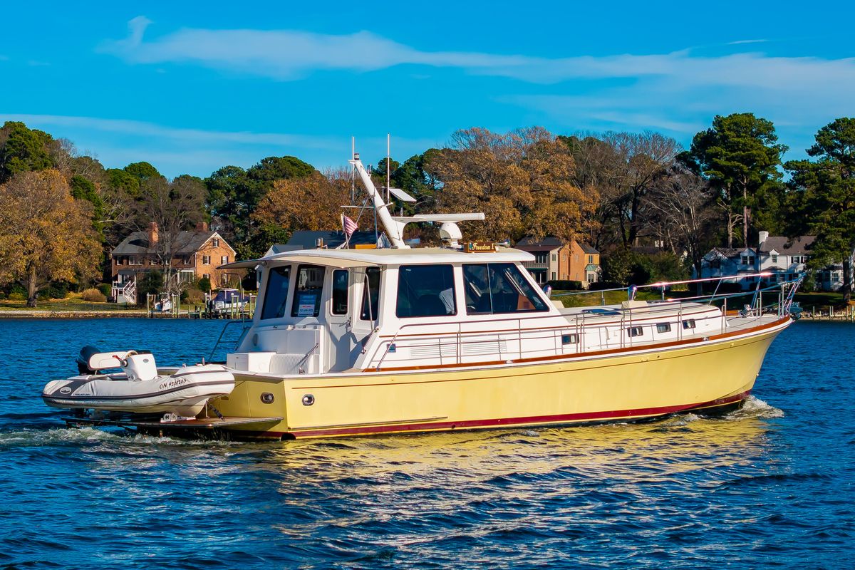 2005 Grand Banks 49 
