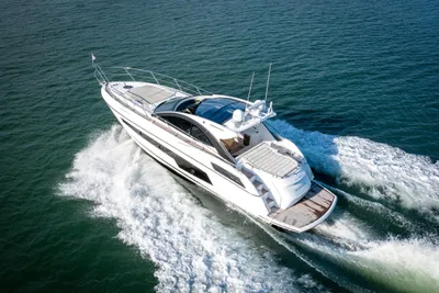 2014 Sunseeker San Remo