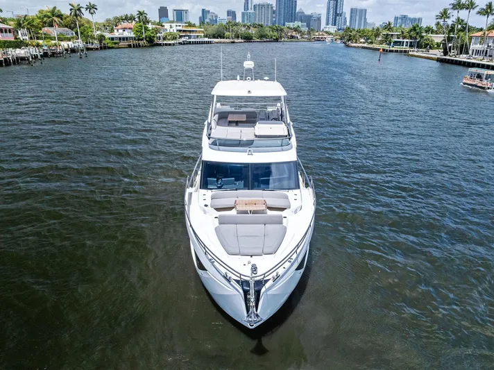 Lobster Tails Yacht Photos Pics 