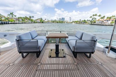 Yacht