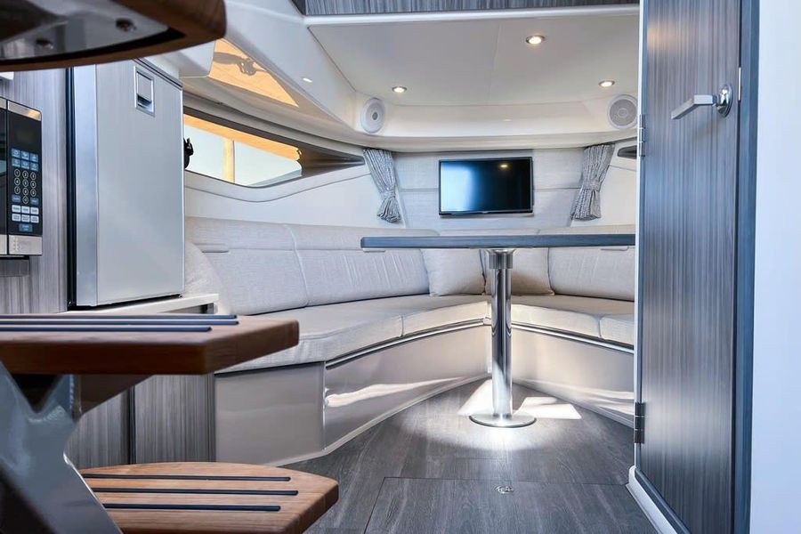 2022 Sea Ray Sundancer 320