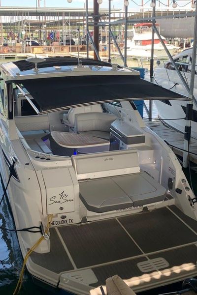 2022 Sea Ray Sundancer 320