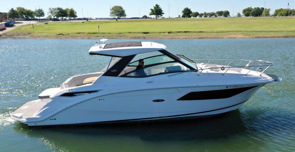 2022 Sea Ray Sundancer 320