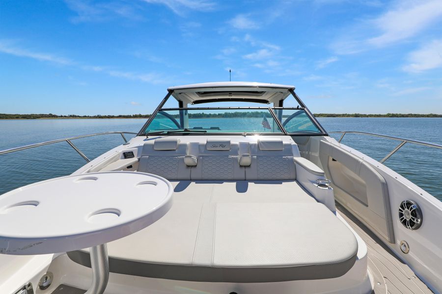 2022 Sea Ray Sundancer 320