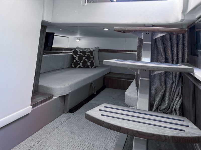 2022 Sea Ray Sundancer 320
