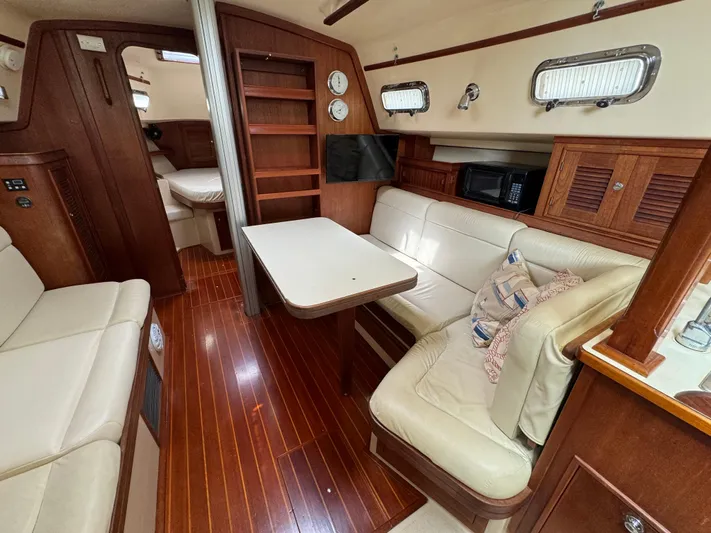 Skye Yacht Photos Pics 