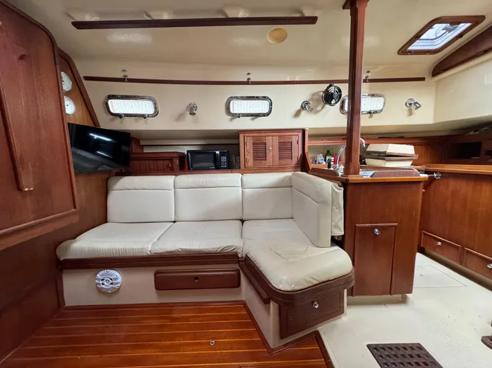 Skye Yacht Photos Pics 