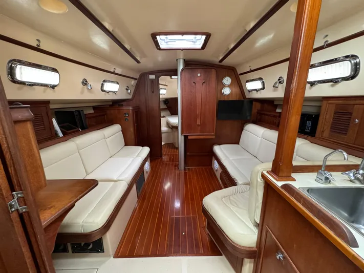 Skye Yacht Photos Pics 