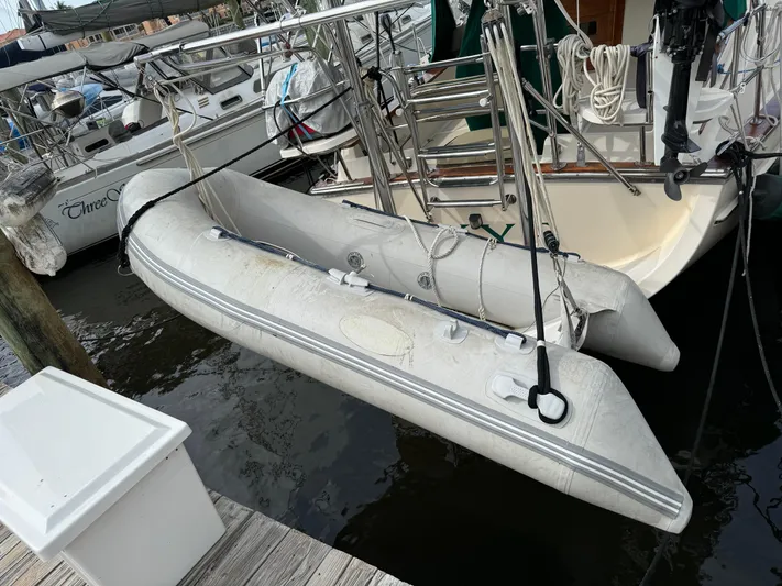 Skye Yacht Photos Pics 