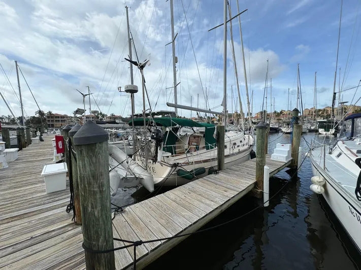 Skye Yacht Photos Pics 