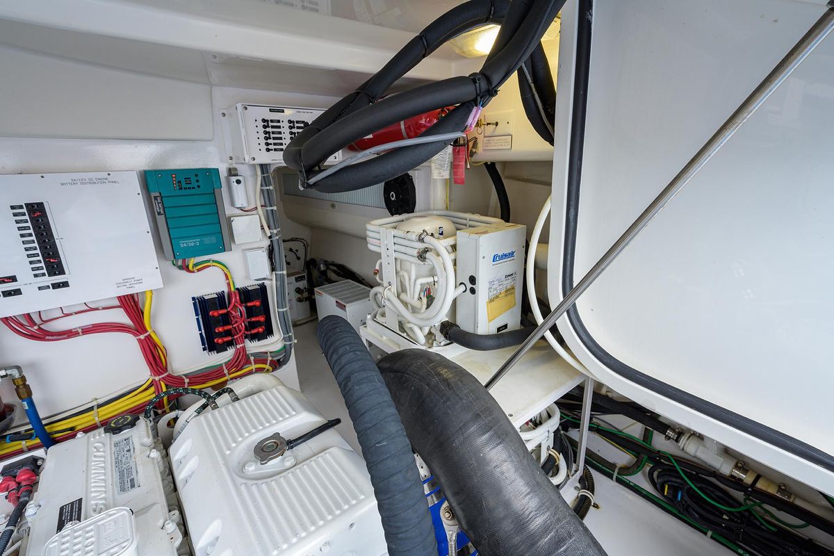 2013 Viking 42 