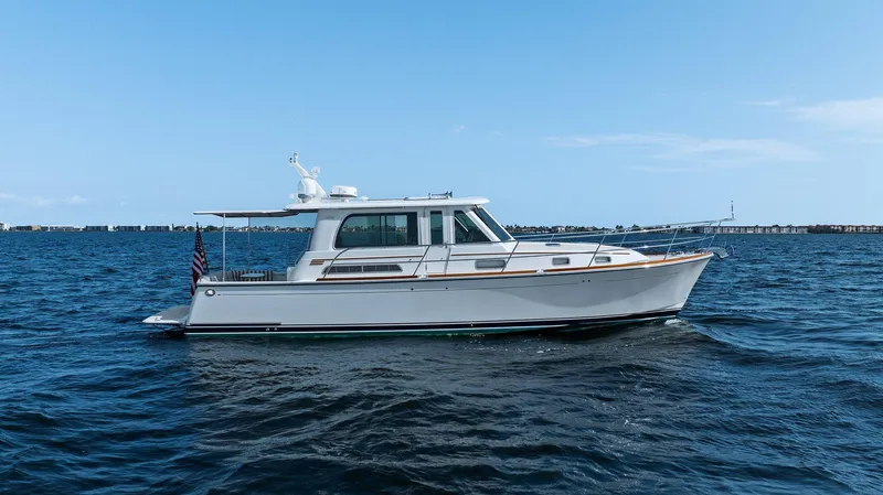 Pablo's Cruise Yacht Photos Pics 2016 Sabre 42 Salon Express- PABLO'S CRUISE- Stbd Profile