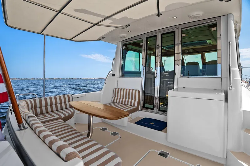 Pablo's Cruise Yacht Photos Pics 2016 Sabre 42 Salon Express- PABLO'S CRUISE- Aft Deck