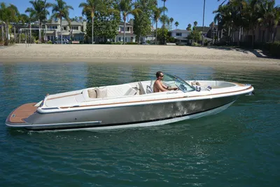 Chris-Craft Launch 25