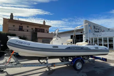 2015 Capelli Tempest 570